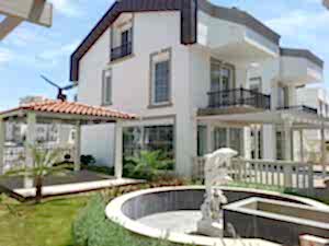 Göncü İnşaat Ltd.Şti. Villalar için Özel Tasarlanmış Süs Havuzu Uygulaması